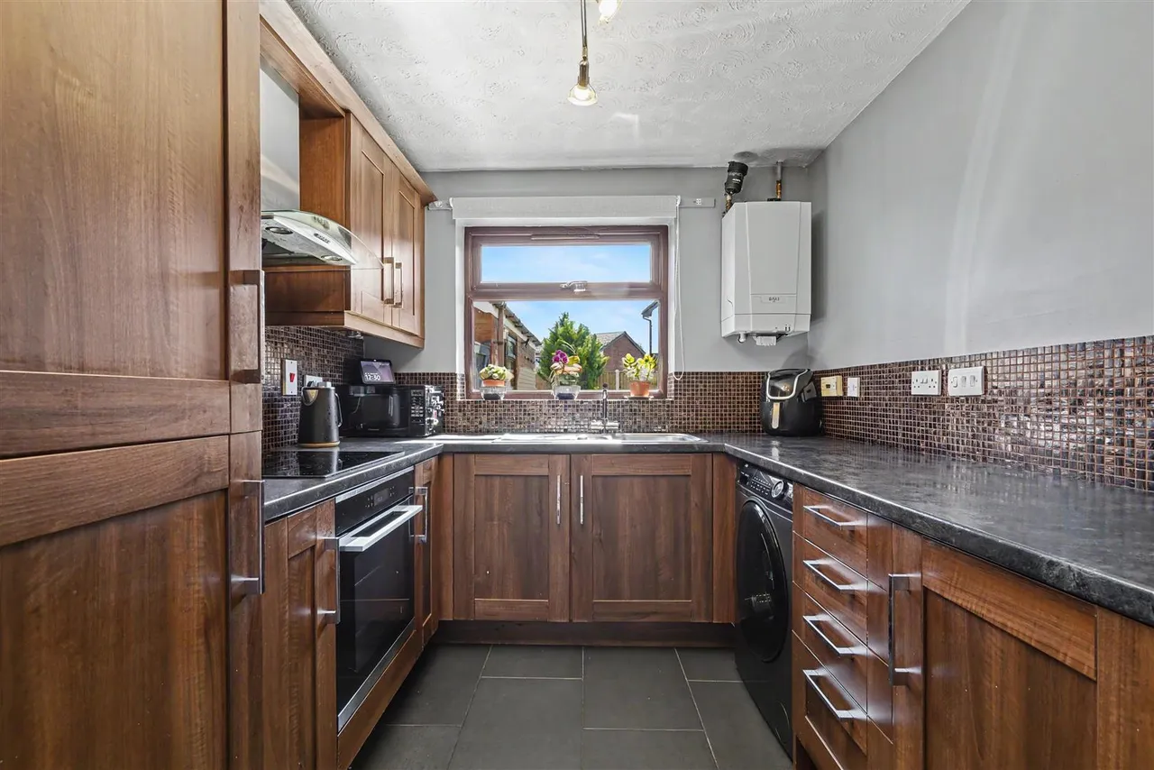Elgar Drive, Long Eaton, NG10, photo 9
