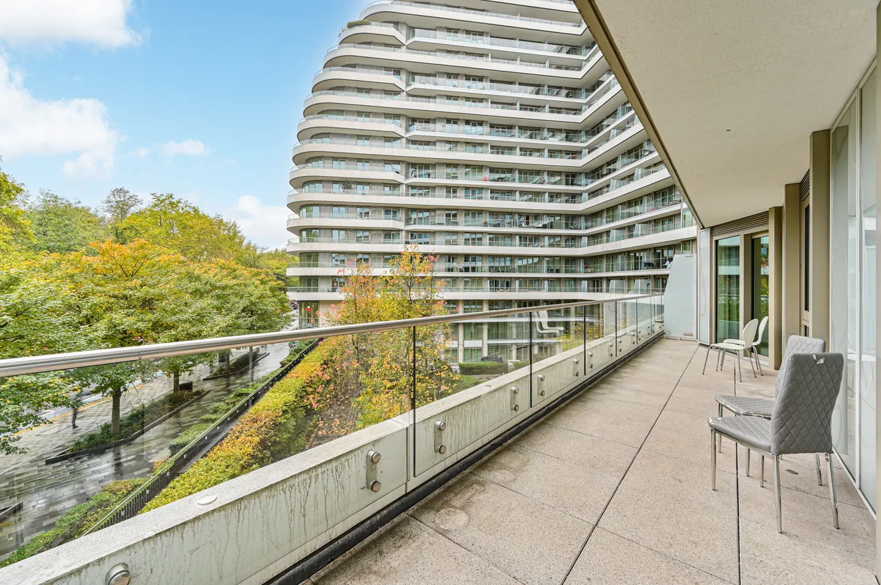 London, SW11, photo 15