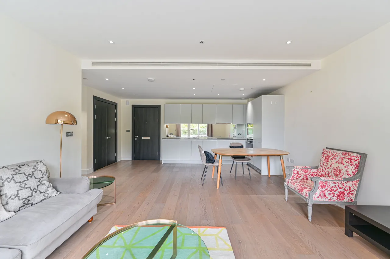London, SW11, photo 12