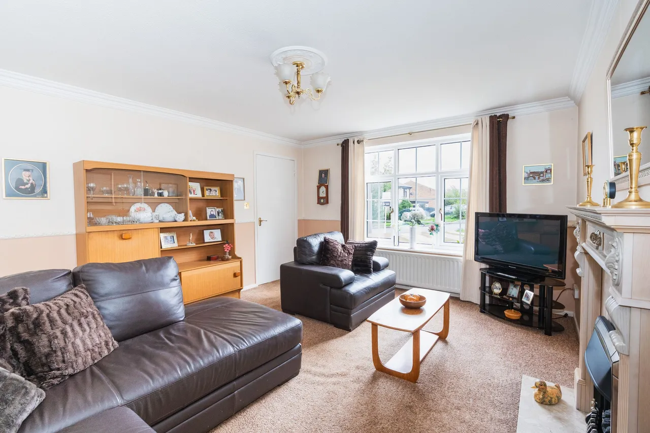 Trenton Close, Woodhouse, S13, photo 3