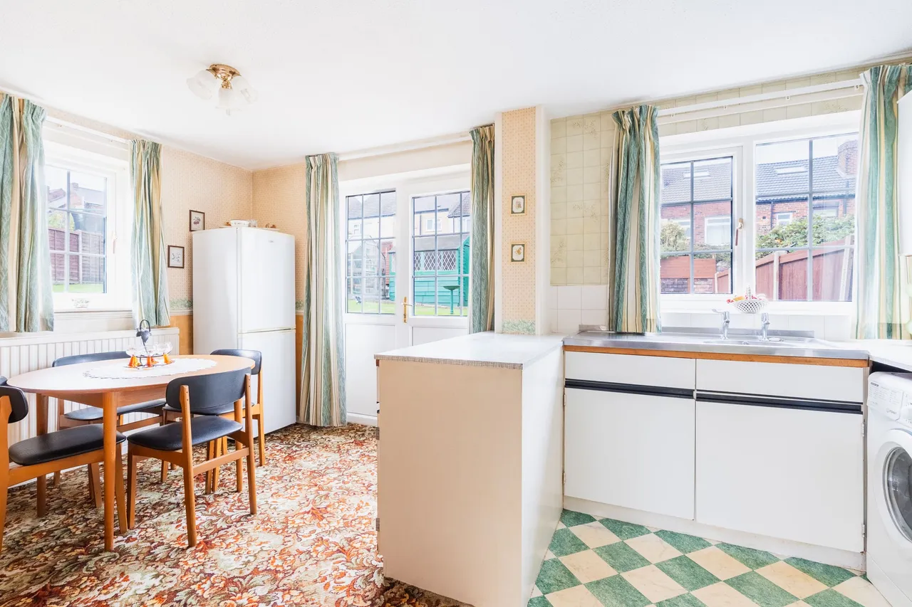 Trenton Close, Woodhouse, S13, photo 2