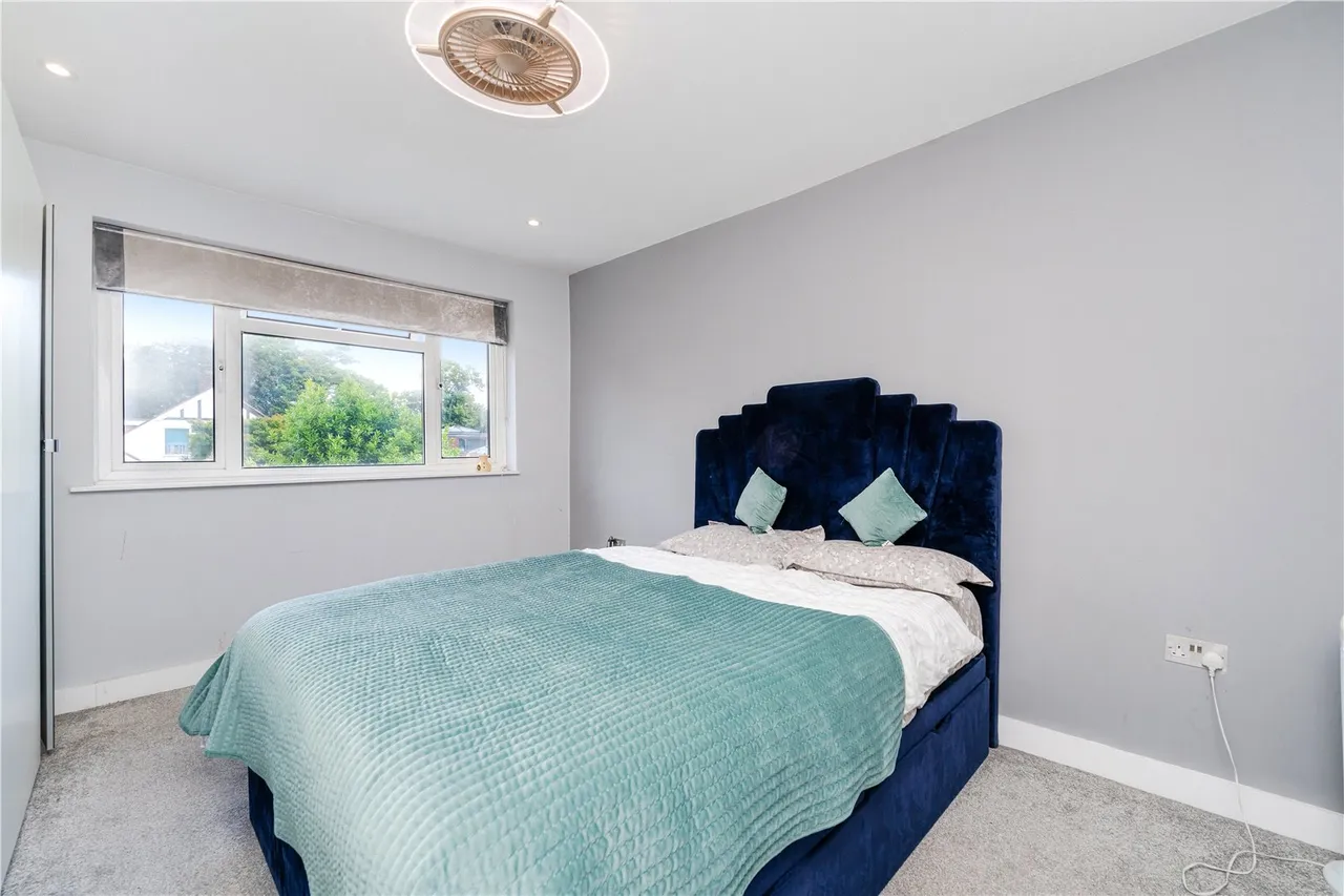 Waverley Avenue, Twickenham, TW2 6DW, photo 9