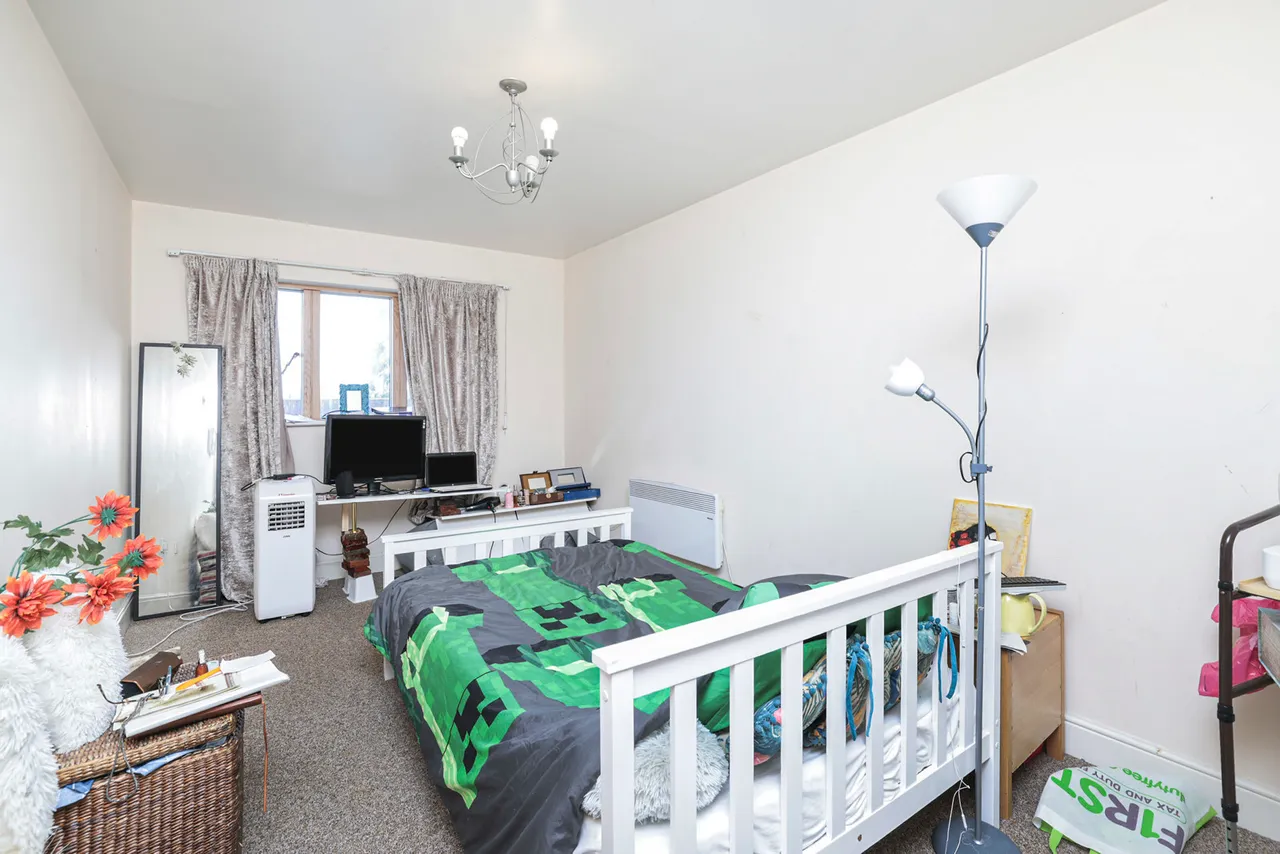 Ickenham Road, Ruislip Fees Apply, HA4, photo 9