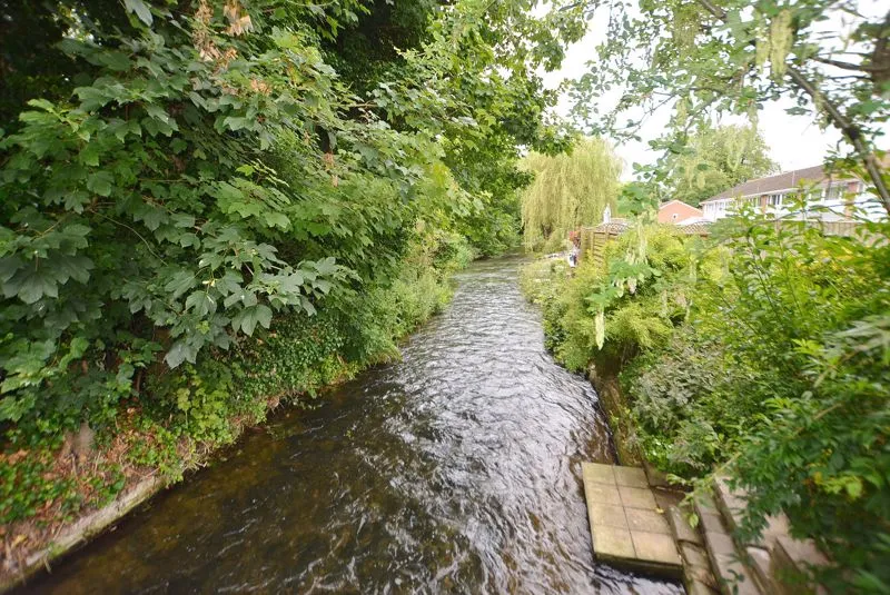 Wooburn Manor Park, Wooburn Green HP10 0ES, photo 15