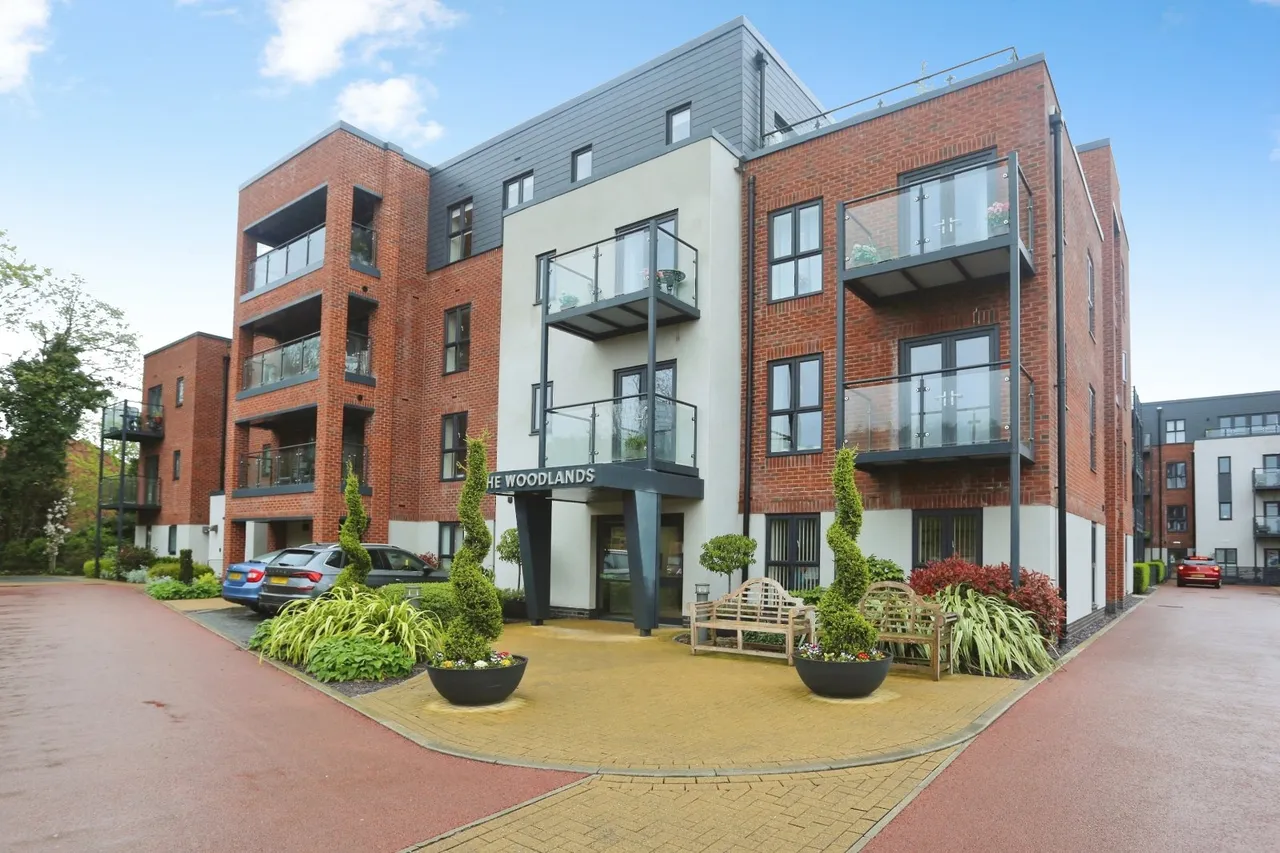 1 bed flat for sale, Woodlands Road, Heaton Mersey, SK4