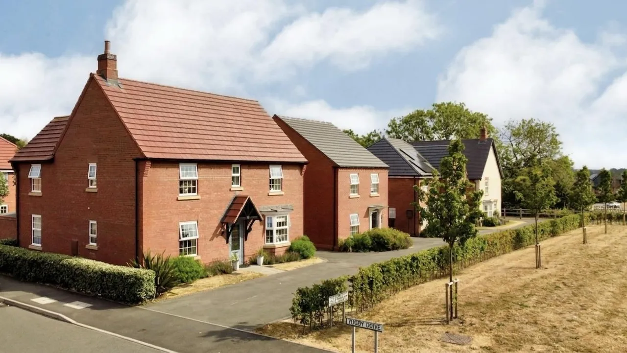 4 bed house for sale, Tugby Drive, Hugglescote
