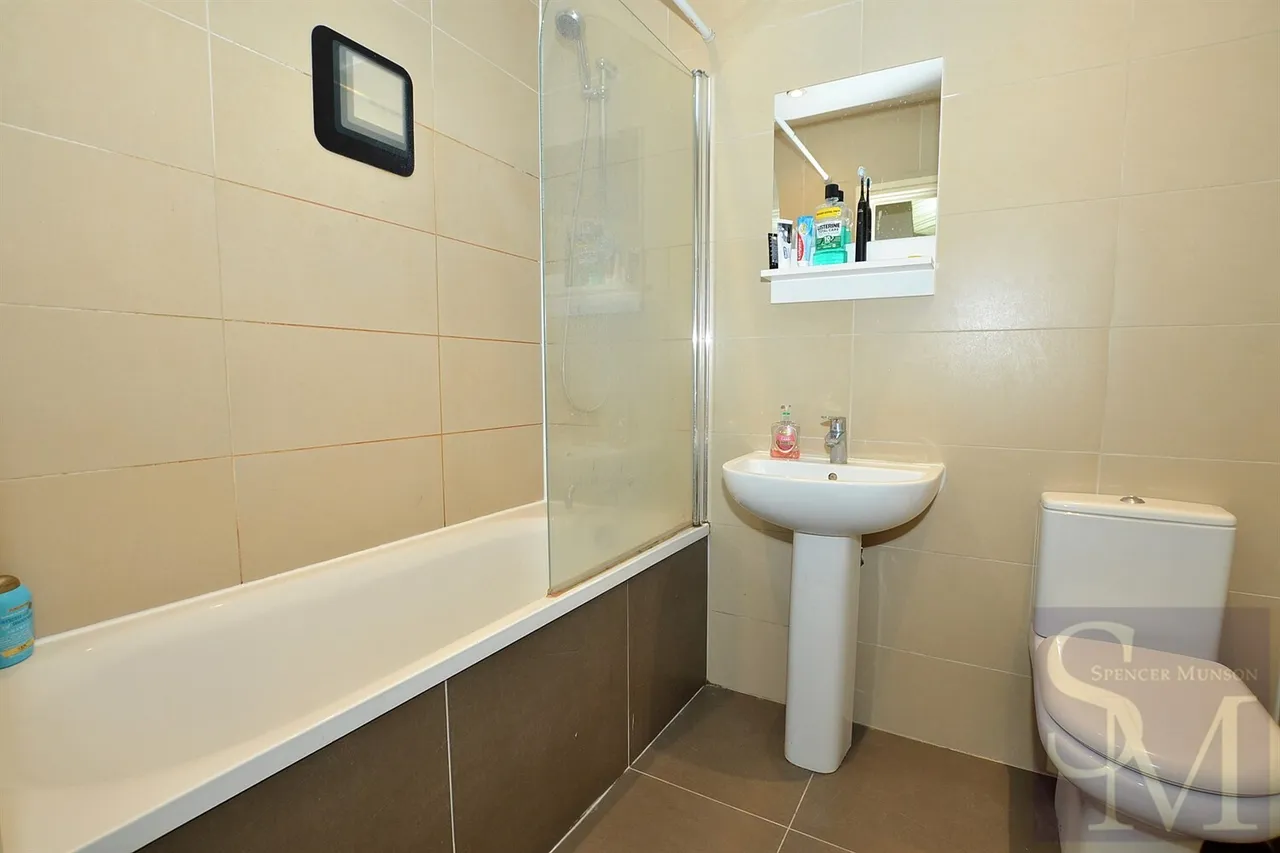 Beckton, London, E6, photo 11