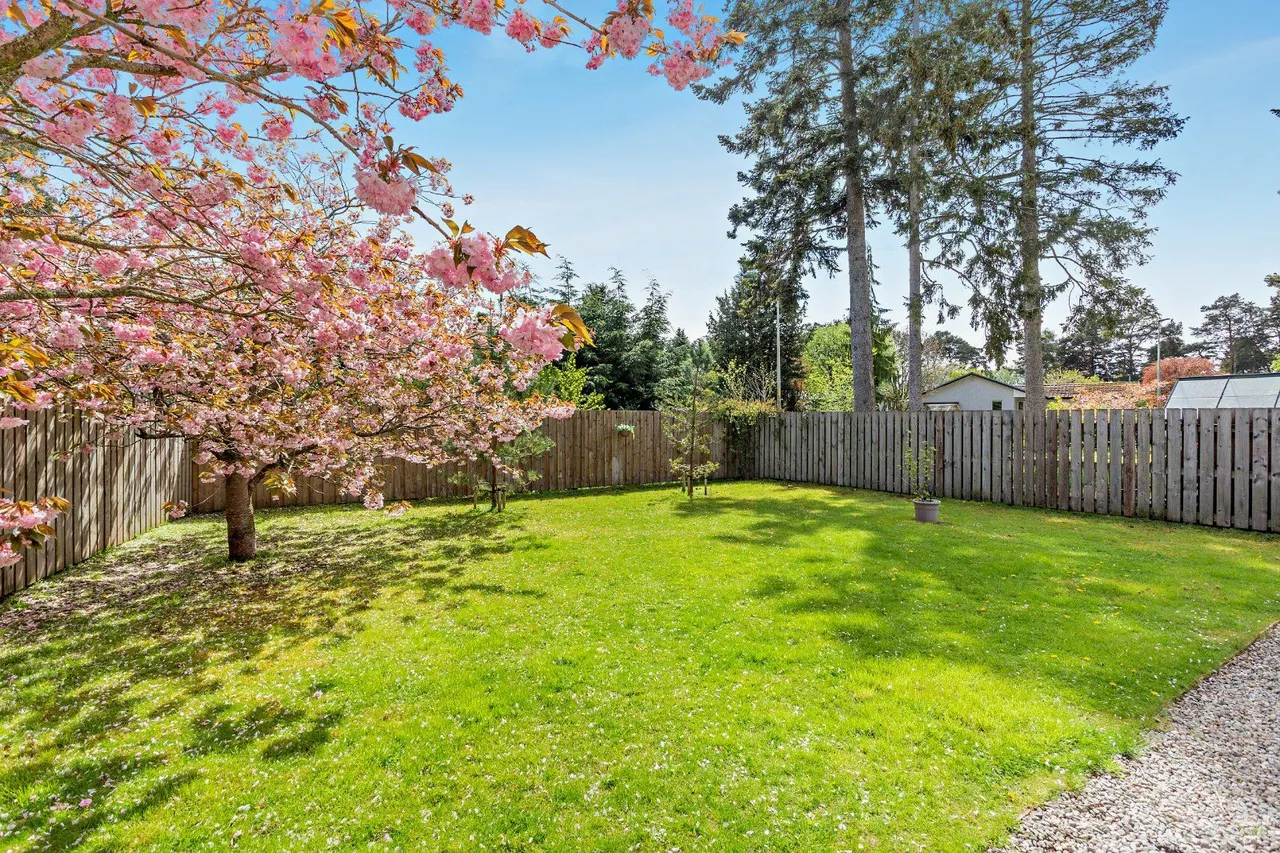 Fort William Road, Newtonmore, Inverness-Shire, PH20 1AB, photo 3