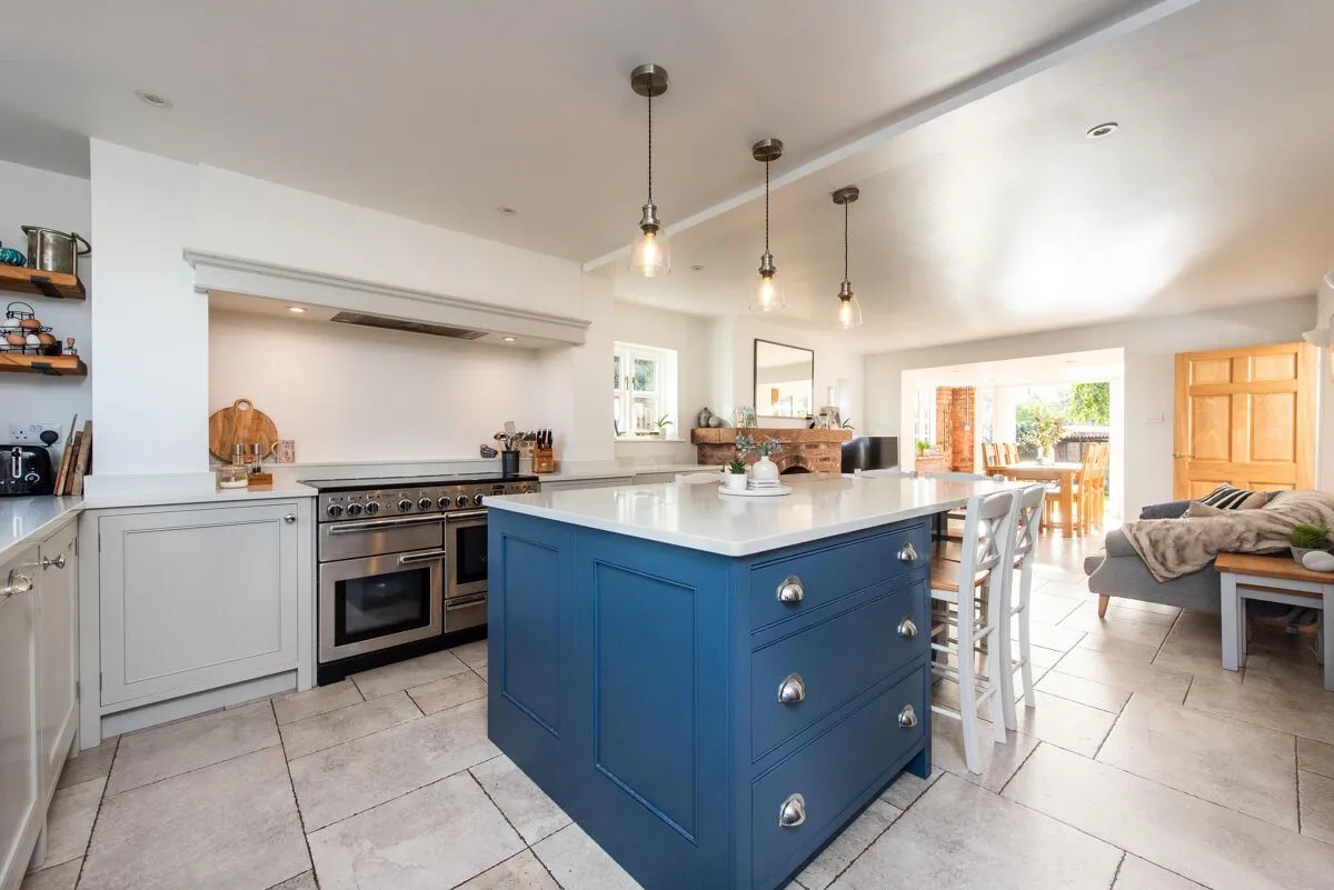 Frogmore Lane, Fen End, CV8, photo 3