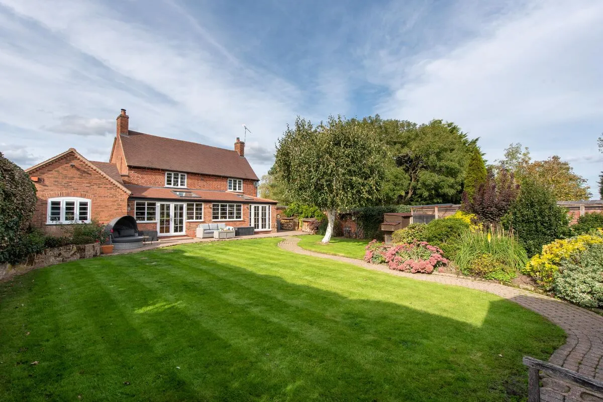 Frogmore Lane, Fen End, CV8, photo 17