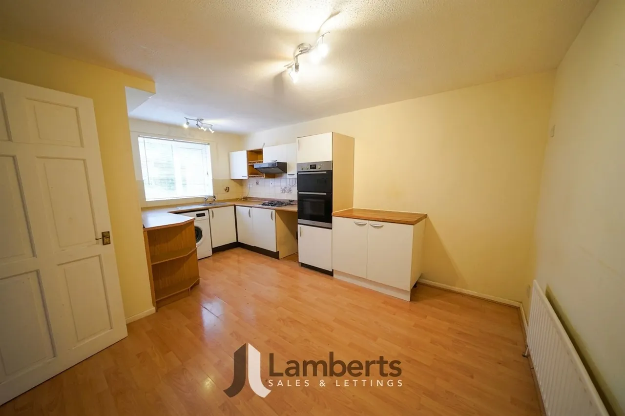 Exhall Close, Redditch, photo 2