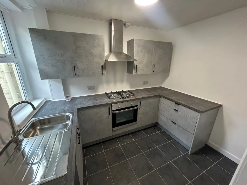 Esher Road, Liverpool, L6, photo 5