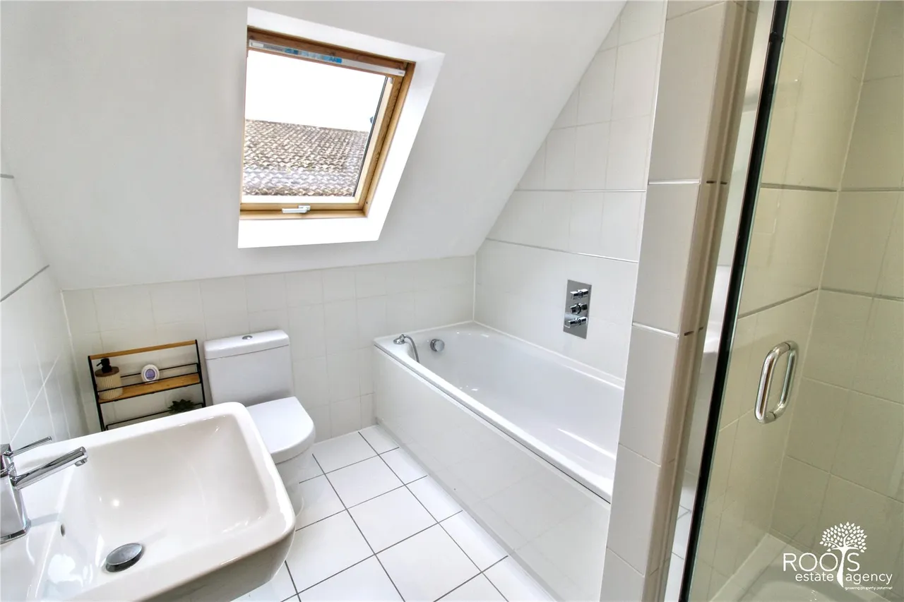 Thatcham, Berkshire, photo 19