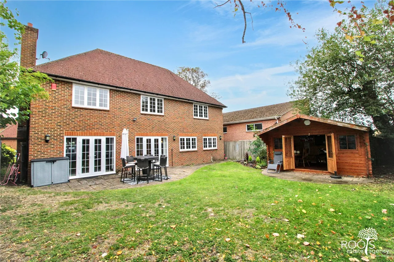Thatcham, Berkshire, photo 2