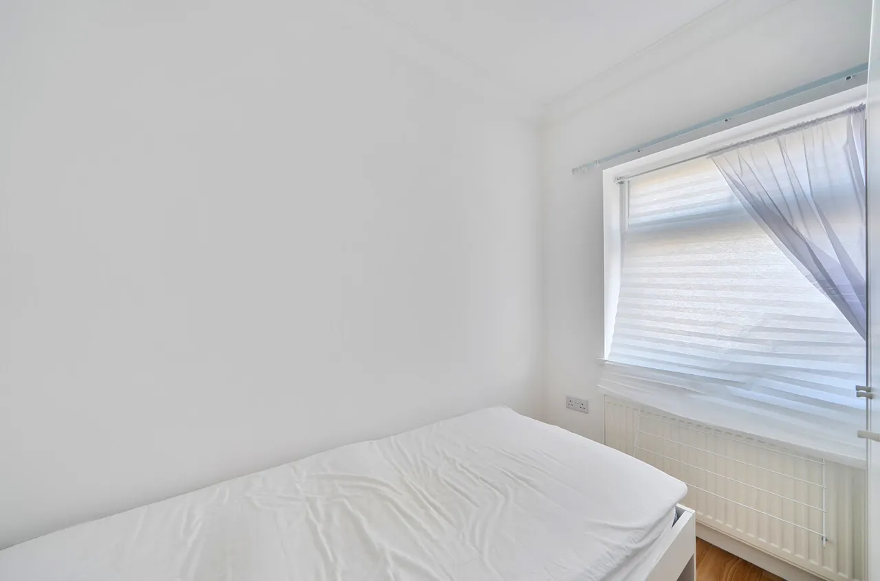 Northdown Road, Welling, DA16, photo 12