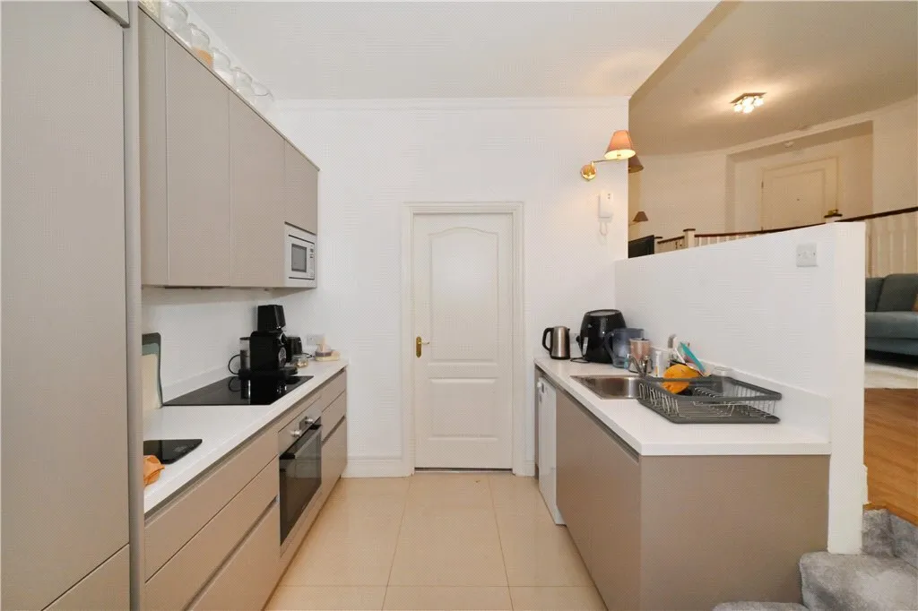 Mansfield Street, Marylebone, W1G, photo 2