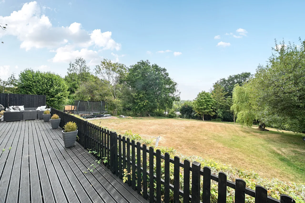 Longdown Road, Lower Bourne, Farnham,..., photo 8