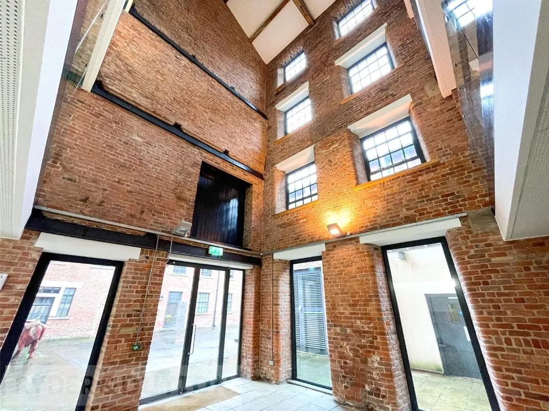 Castle Street, Stalybridge, SK15, photo 14