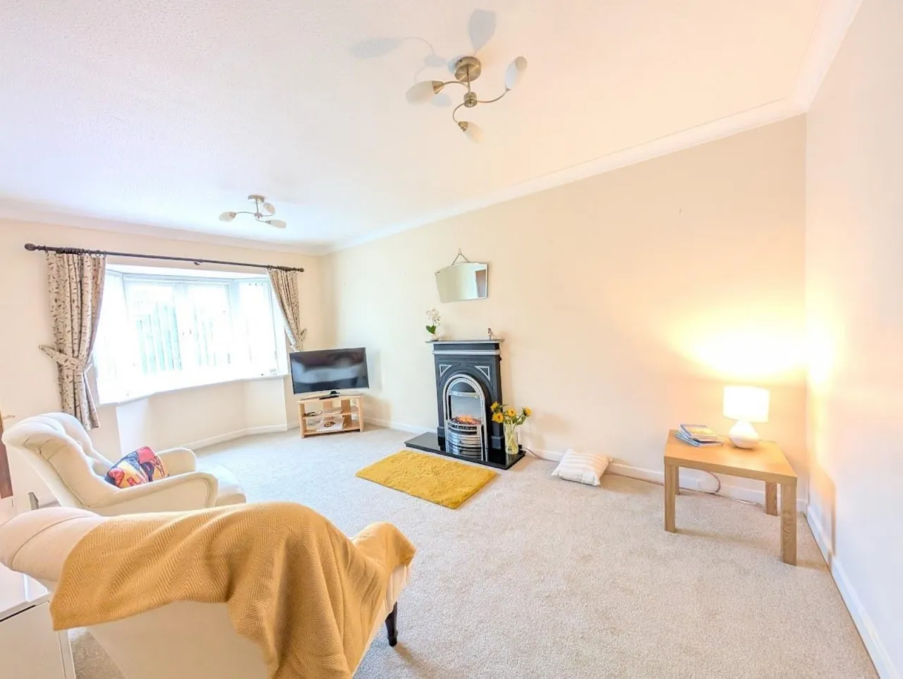 Midland Way, Thornbury, BS35, photo 2