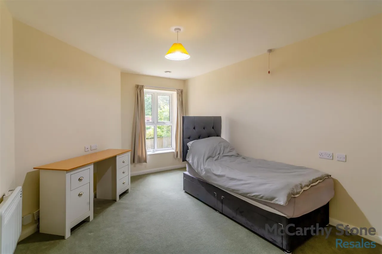 Squirrel Way, Shadwell, LS17, photo 8