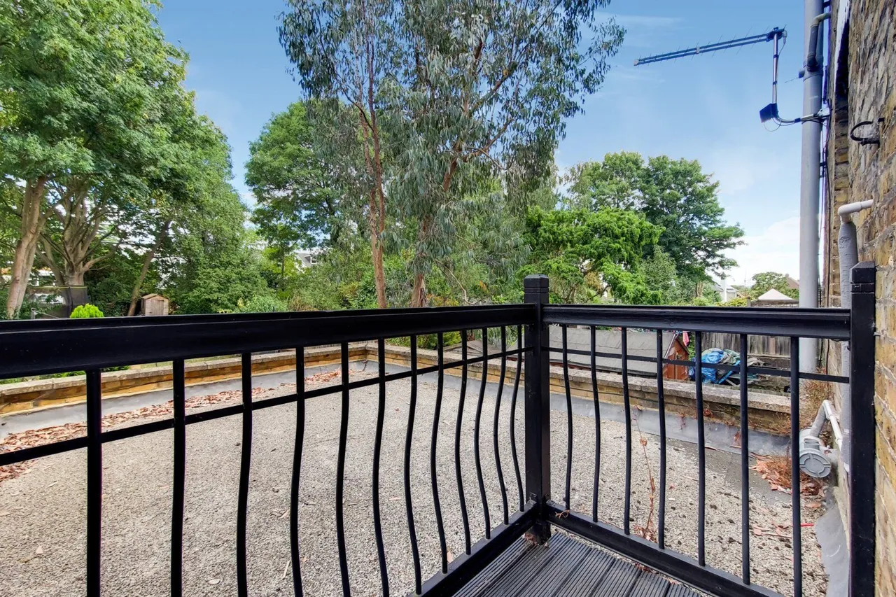King Charles Road, Surbiton, KT5, photo 3