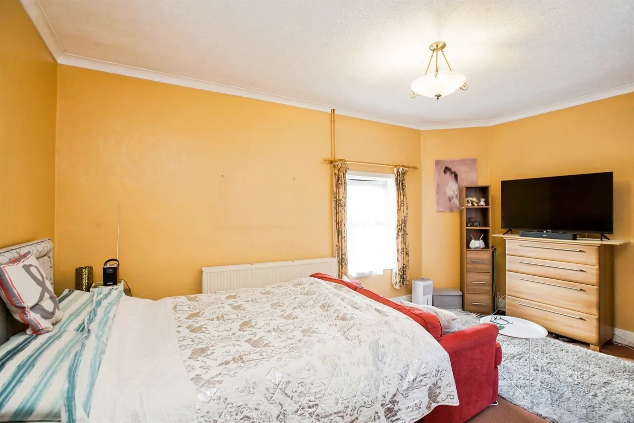 Master Lane, Pye Nest, HALIFAX, photo 12