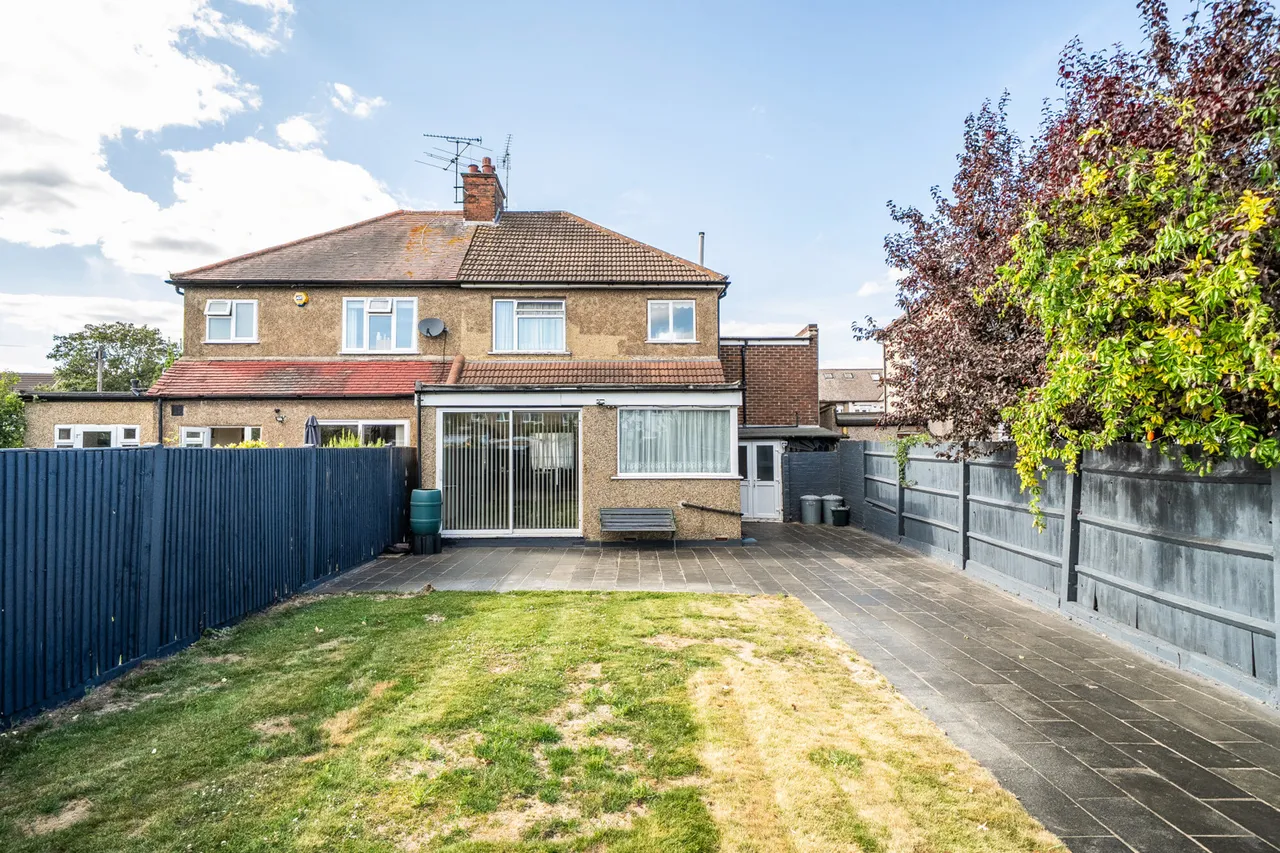 Cornwall Road, Ruislip, HA4, photo 12