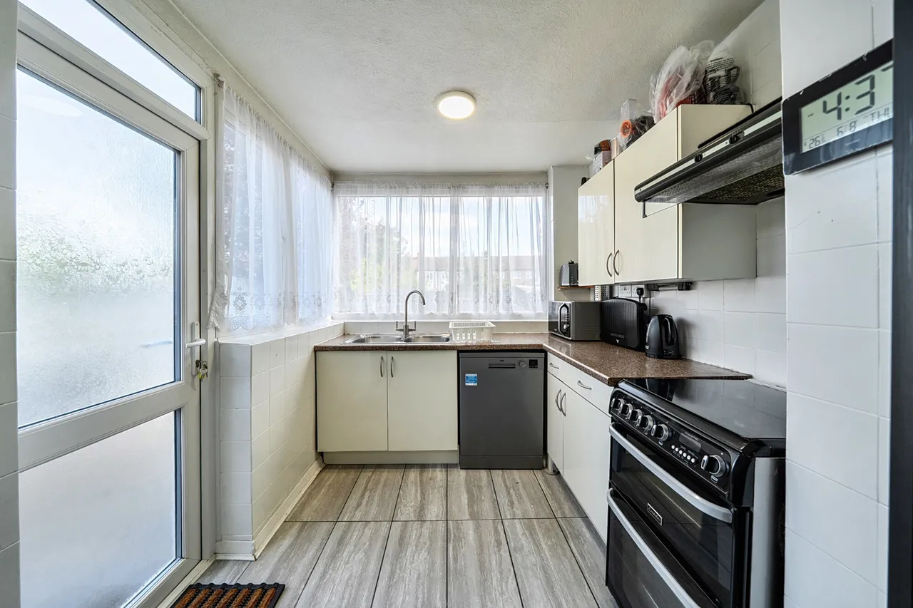 Cornwall Road, Ruislip, HA4, photo 14