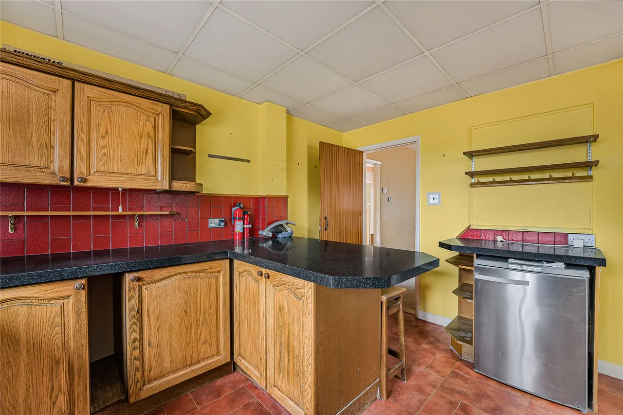 Mounts Road, Greenhithe, DA9, photo 24