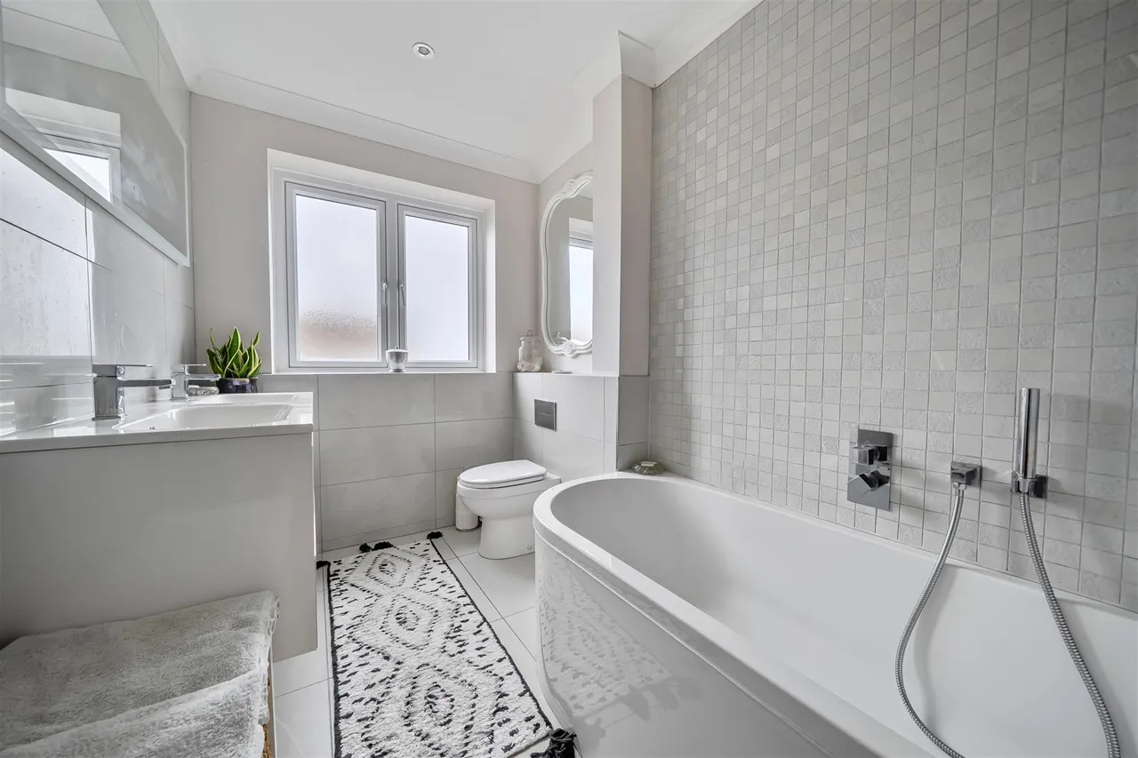 Havelock Road, Warsash, photo 21