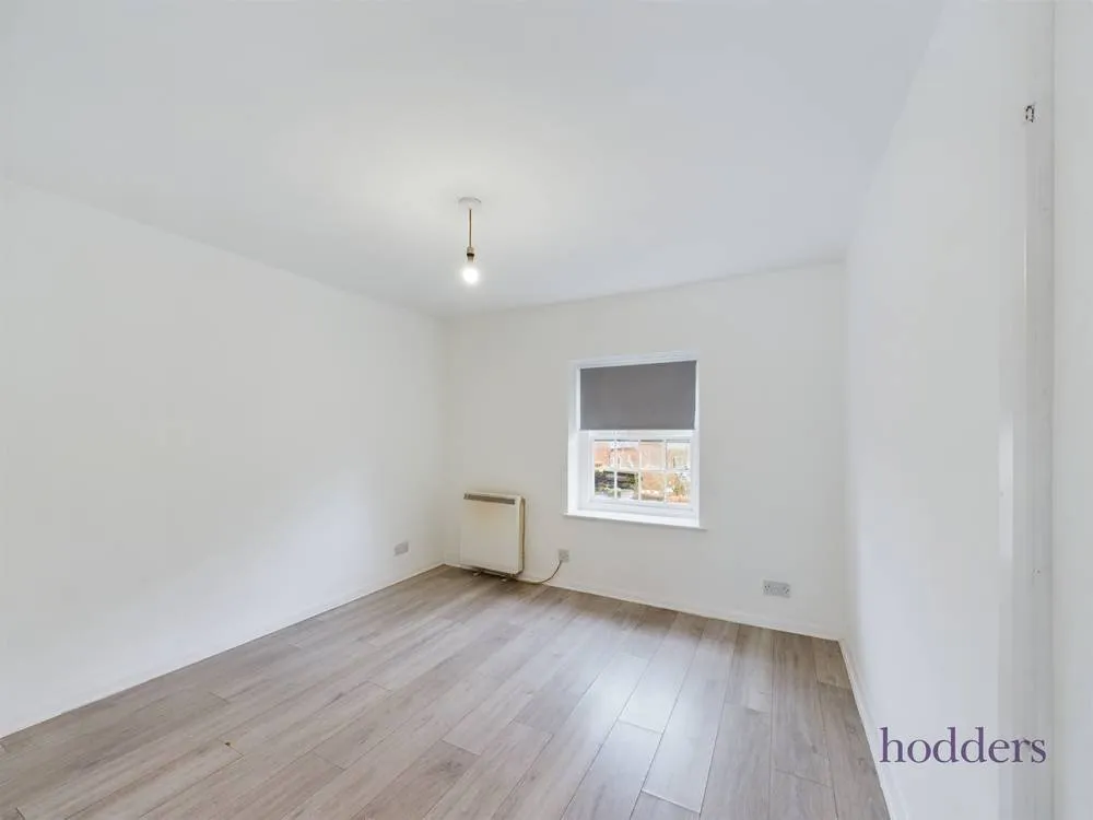 Guildford Street, Chertsey, KT16, photo 5