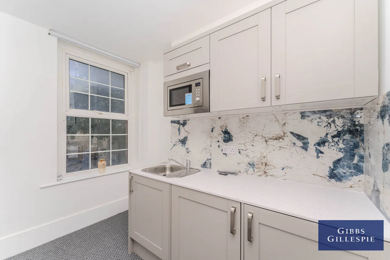 Bond Street, London Fees Apply, W5, photo 4