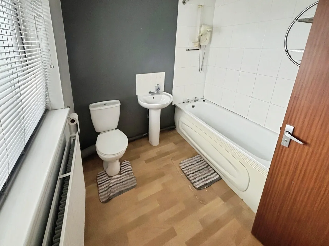 Glan Yr Afon Llanelli, SA15, photo 8