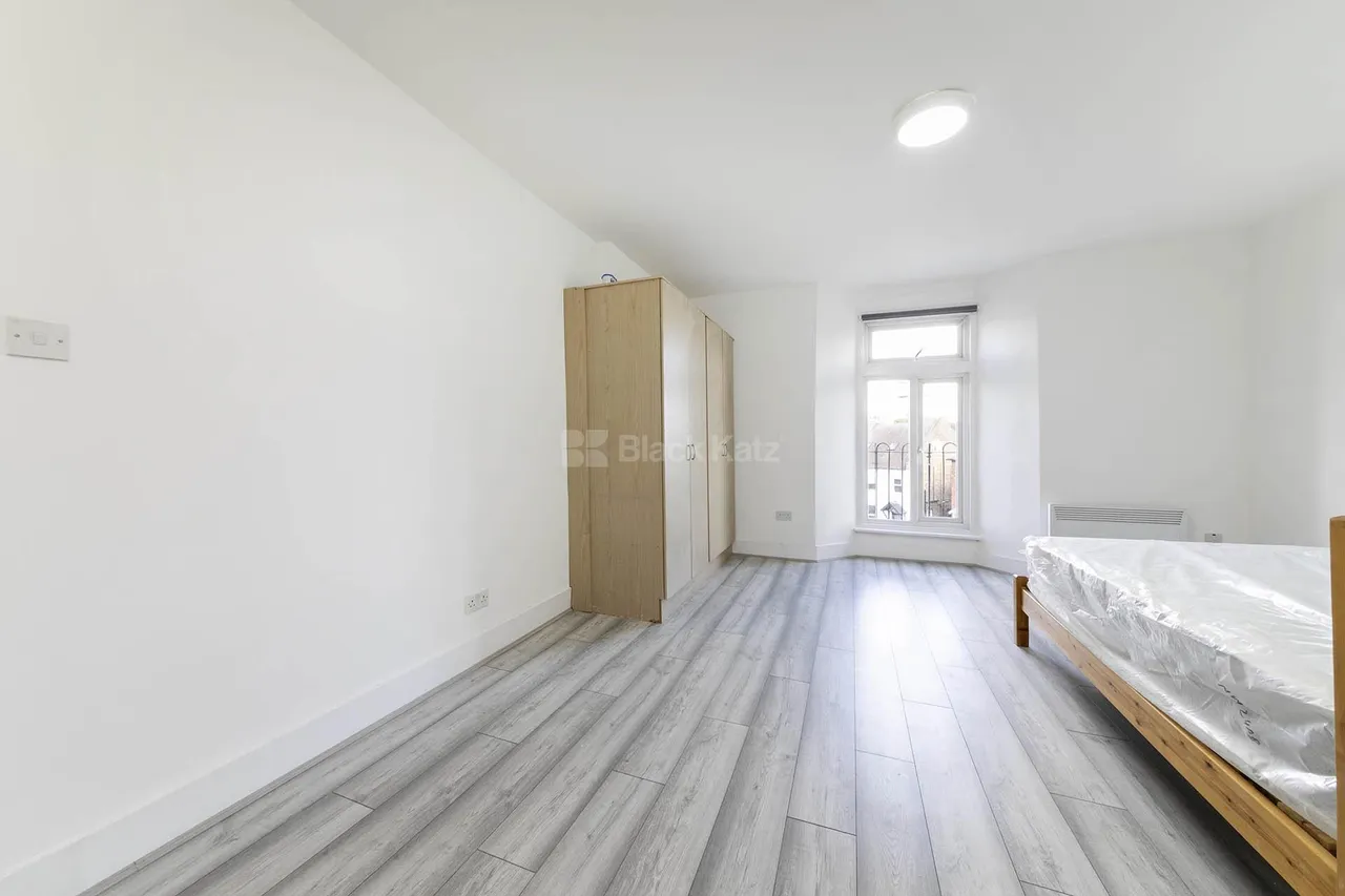 Dean Road, Willesden Green, NW2, photo 7