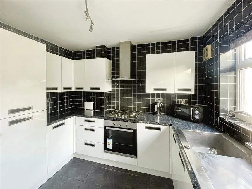 Lance Grove, Liverpool, L15, photo 3