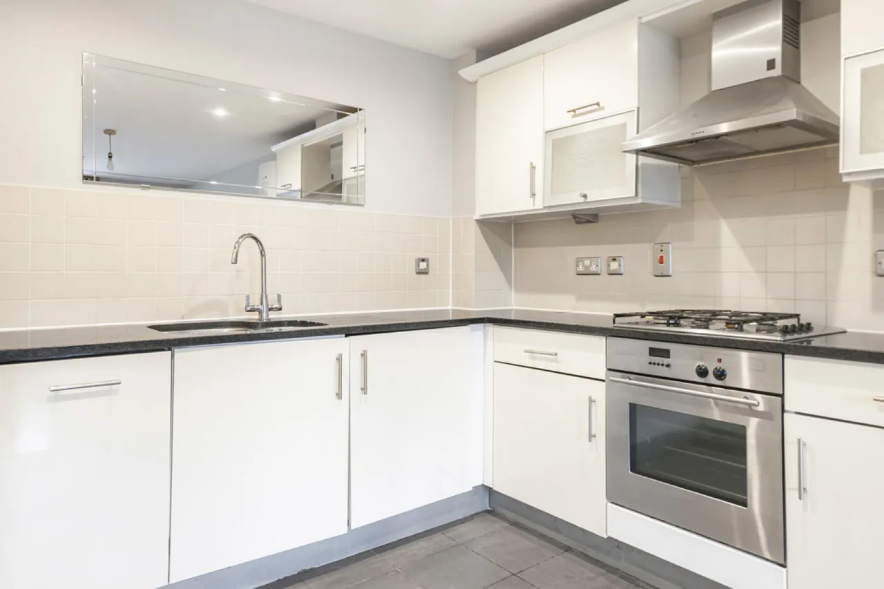 Birdhurst Road, South Croydon, Surrey, photo 6