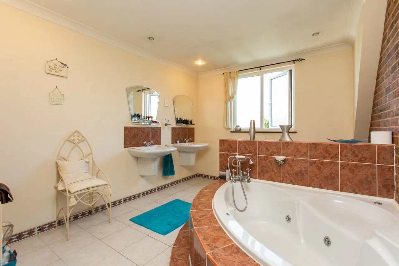 Rayham Road, Whitstable, CT5, photo 13