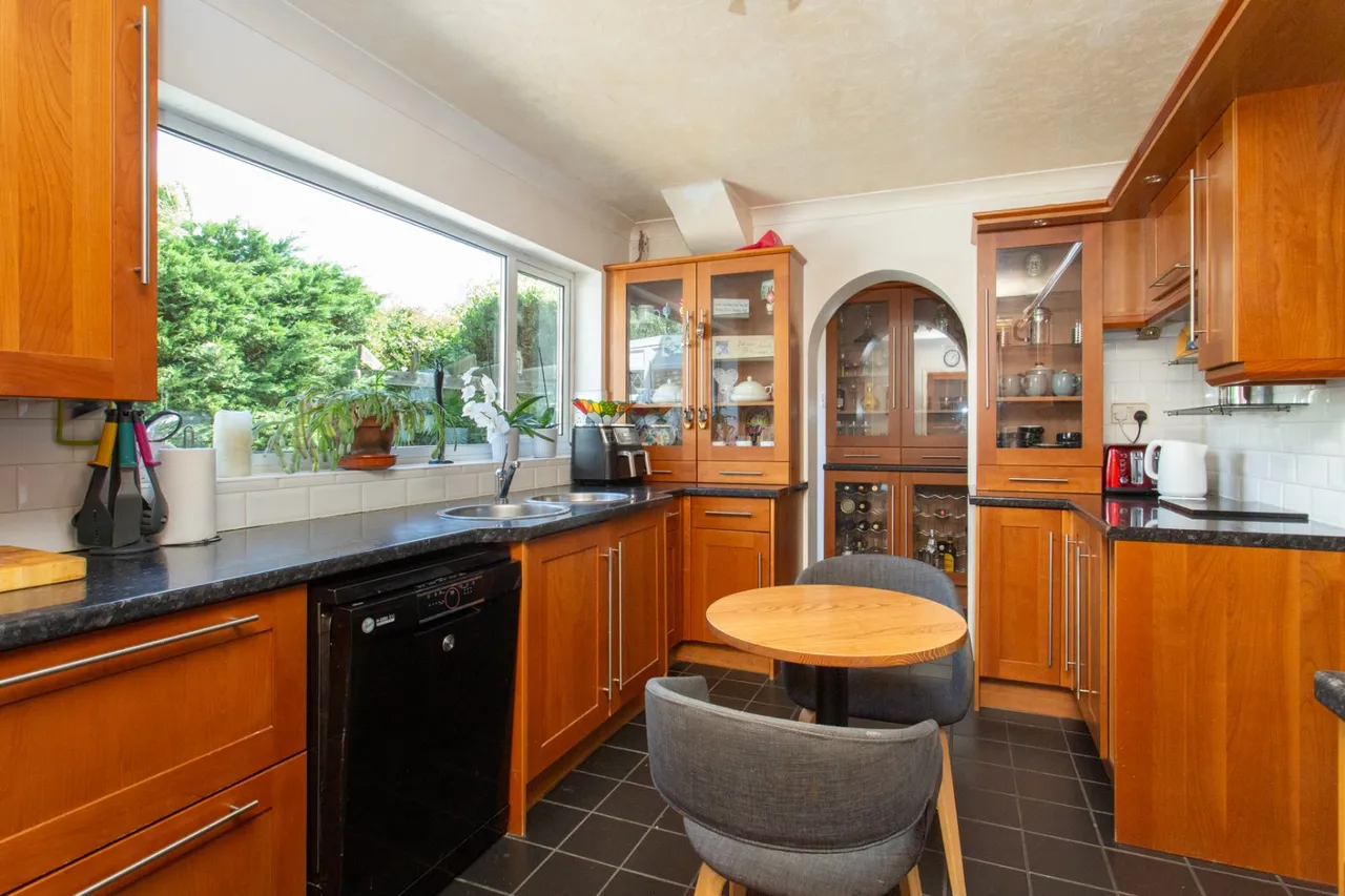 Rayham Road, Whitstable, CT5, photo 3