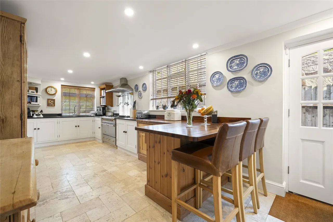 Fairmile Park Road, Cobham, Surrey, KT11, photo 11