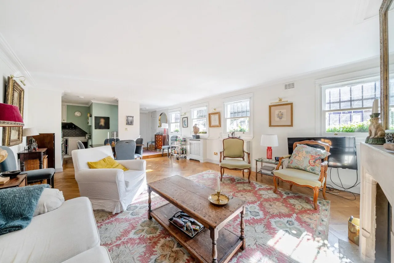 3 bed flat for sale — Grove Lane, Camberwell, London, SE5