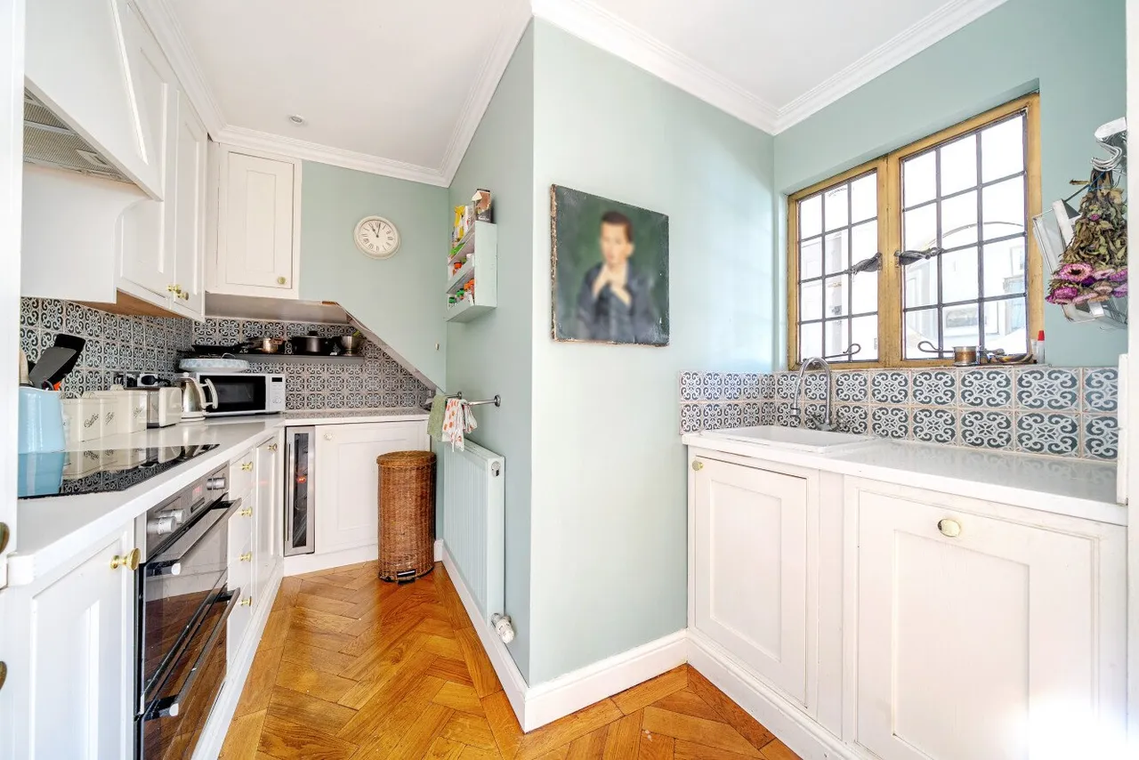 Grove Lane, Camberwell, London, SE5, photo 5