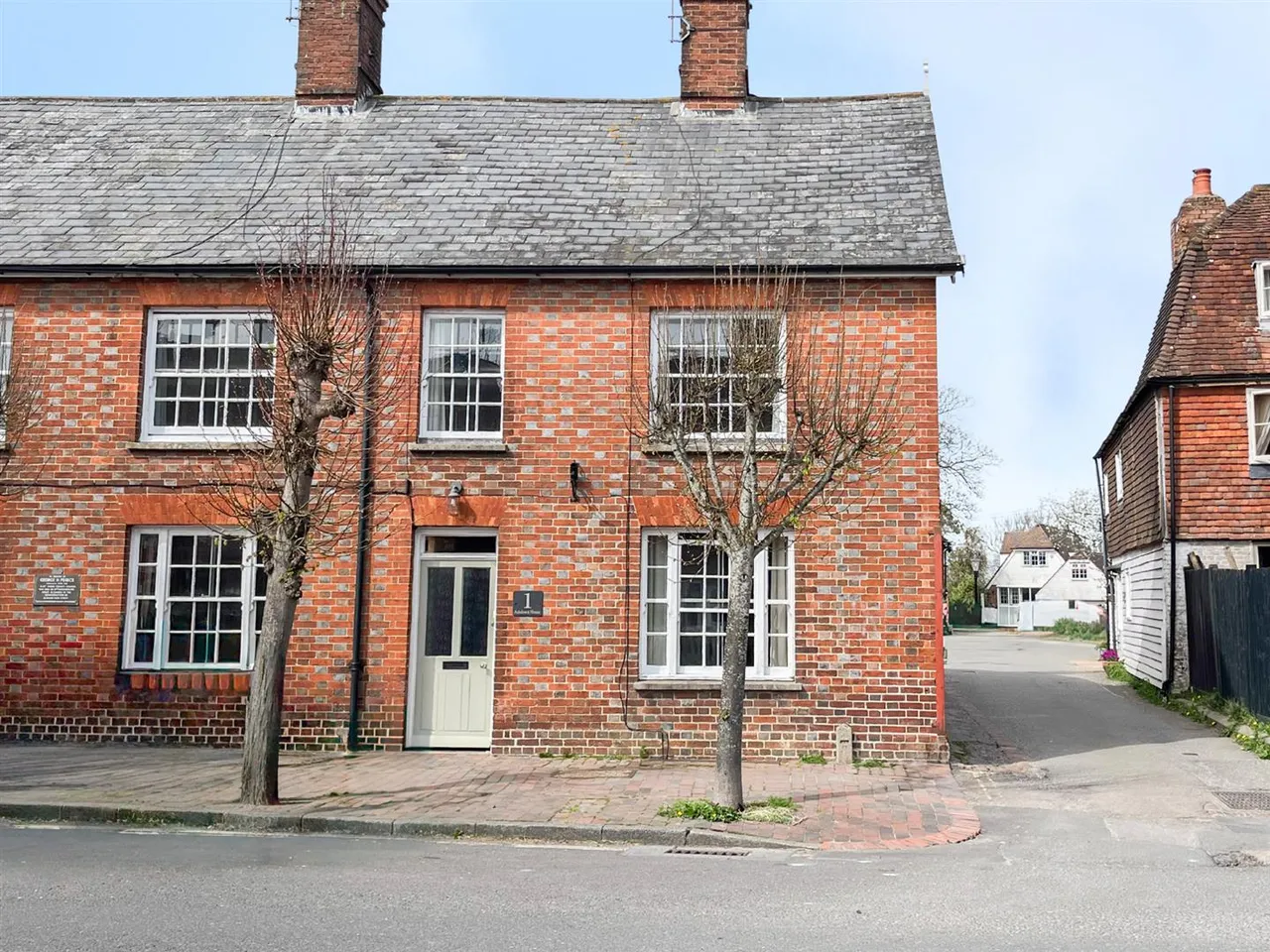 4 bed house for sale — High Street, Burwash, TN19 7EP