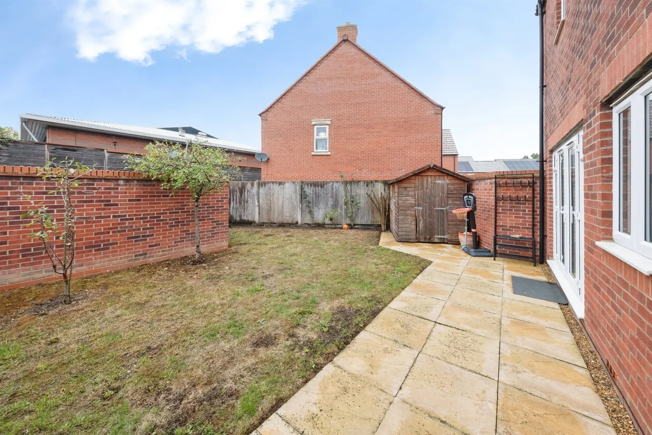 Lambert Court, Newport Pagnell, MK16, photo 16