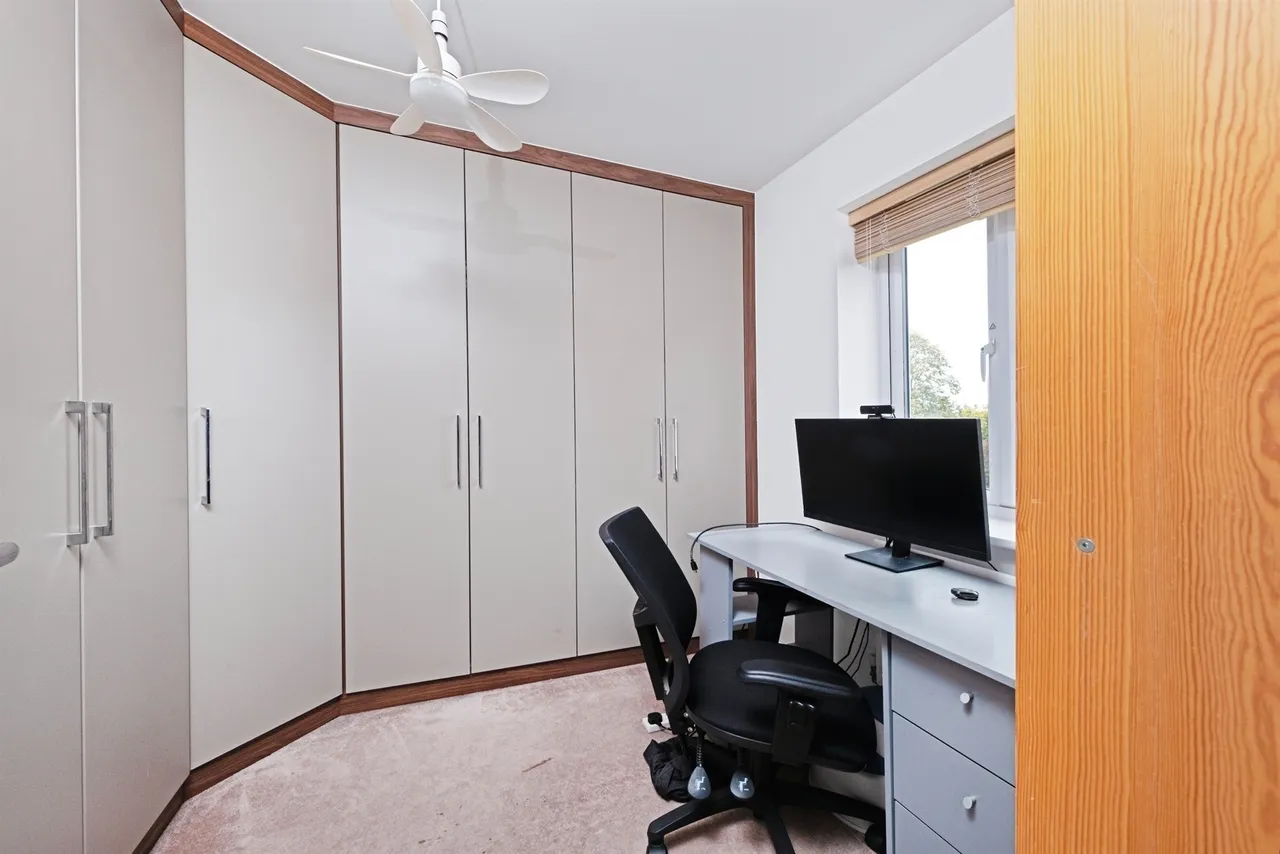 Lambert Court, Newport Pagnell, MK16, photo 14