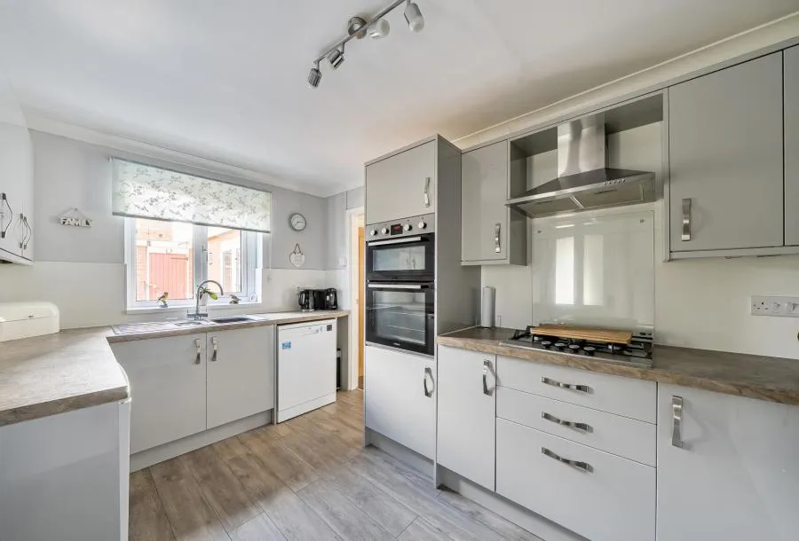 Spa Gardens, Tewkesbury, GL20, photo 4