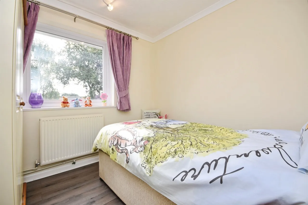 Nether Court, Halstead, CO9, photo 8