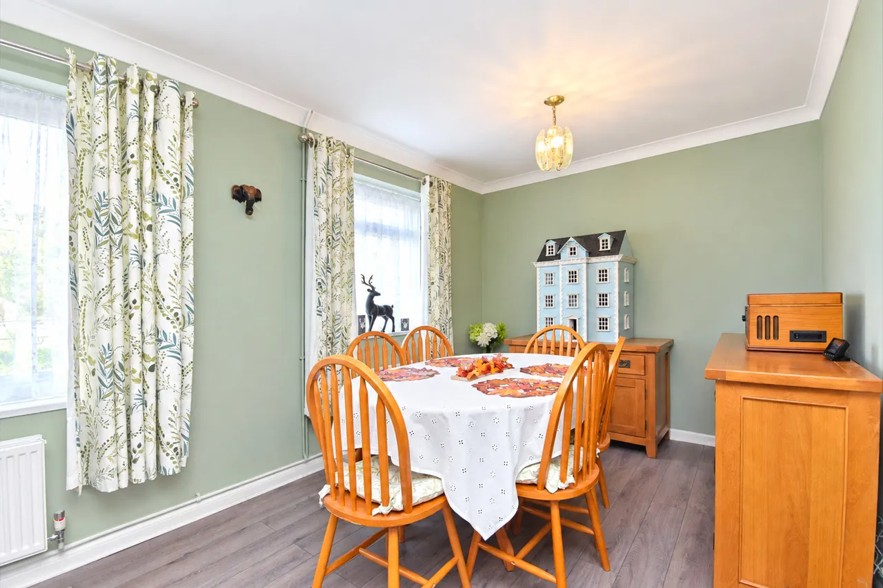 Nether Court, Halstead, CO9, photo 6