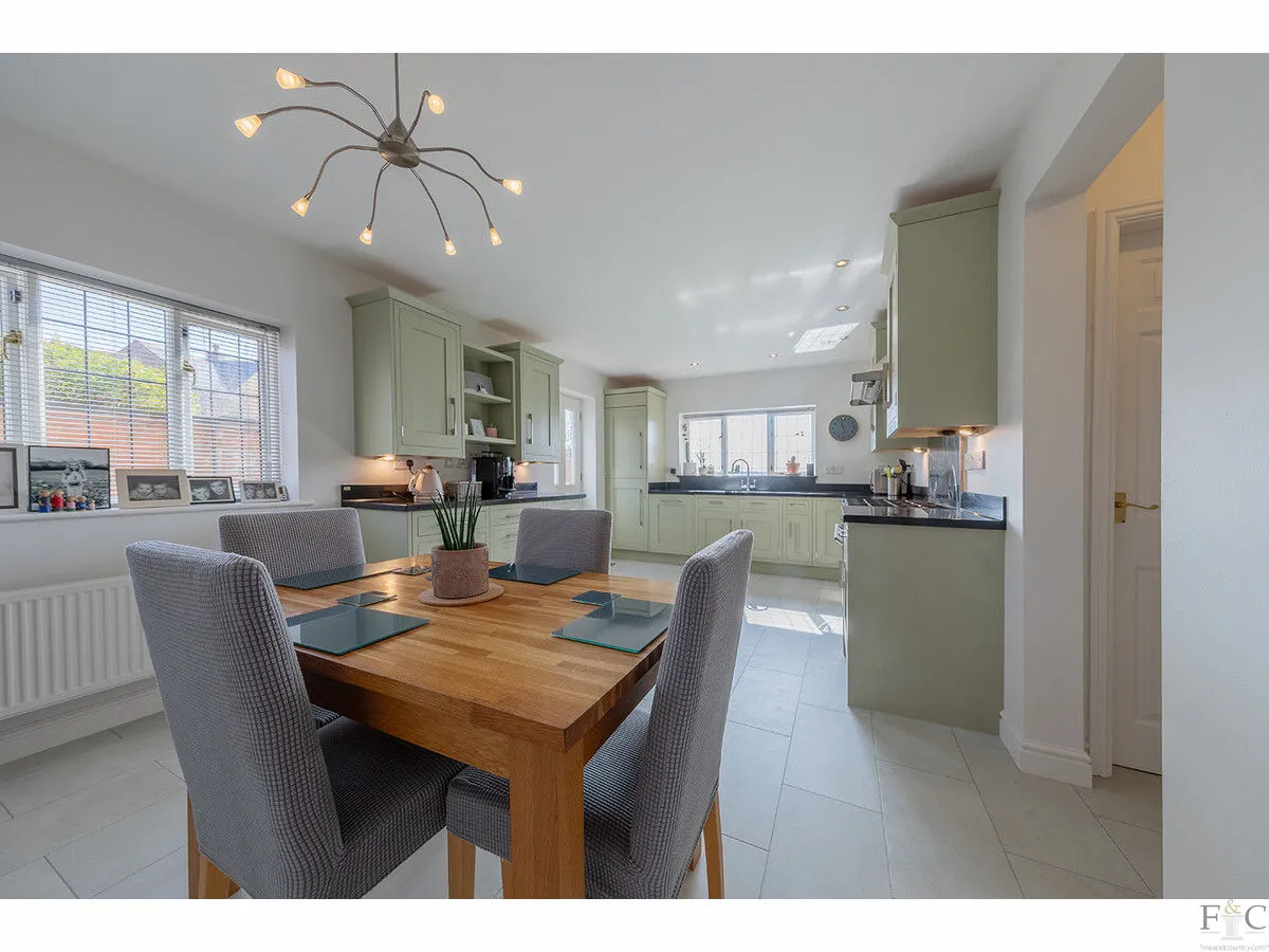 Main Street, Leicester, LE7, photo 10