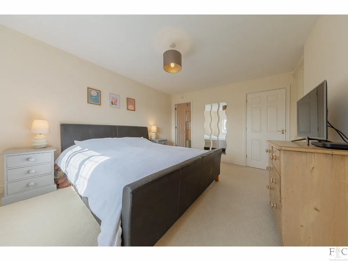 Main Street, Leicester, LE7, photo 26