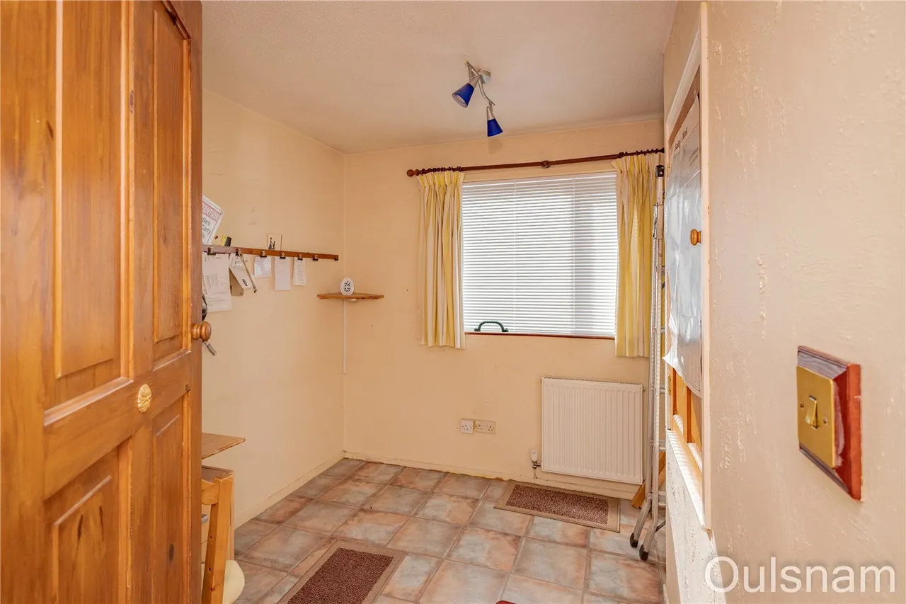 Aintree Close, Catshill, Bromsgrove, Worcestershire, B61 0LN, photo 12